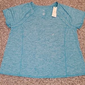 *NWT* Teal athletic tee